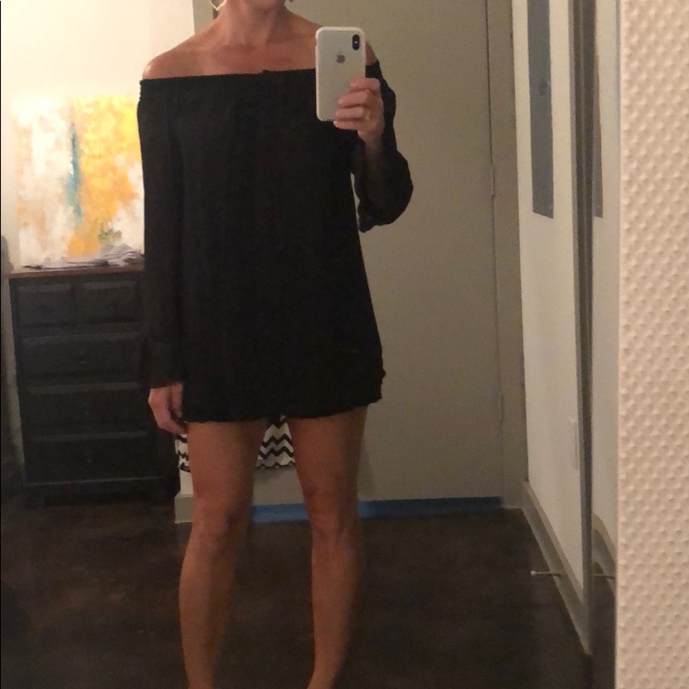 Black polyester shirt